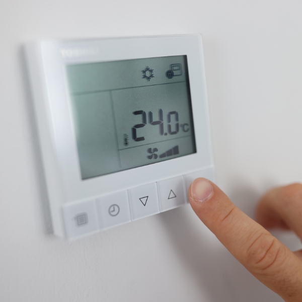 Nowoczesne regulatory Wi‑Fi – steruj ogrzewaniem z telefonu