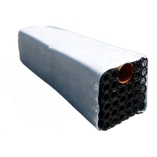 Zestaw oczyszczalni drenażowej 4,5m3 HDPE R do 8 osób, 2 komorowy, filtr, SR-3P, 48mb rur i geowłókniny + pakiety rozsączające PRO-1R - 48mb Wobet 0353